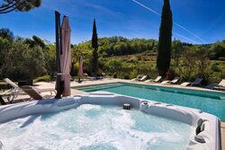 Jacuzzi