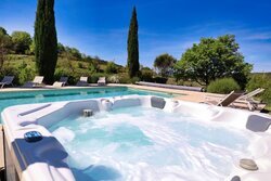 Jacuzzi
