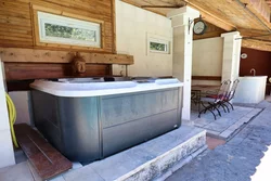 Jacuzzi